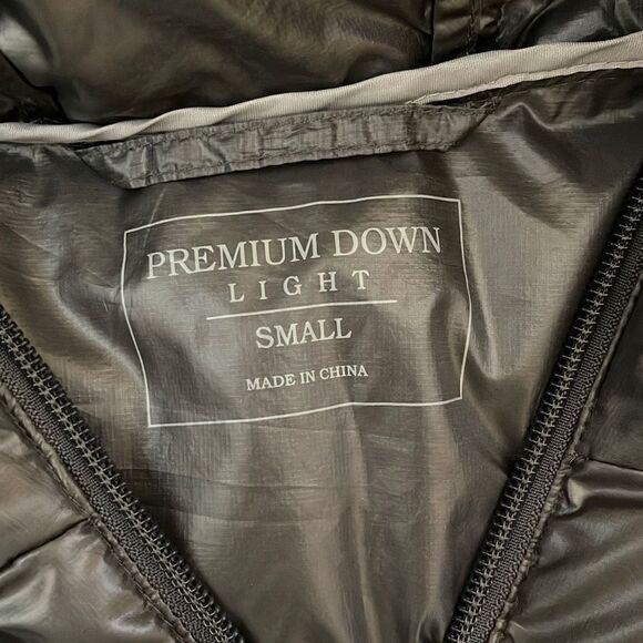 Uniqlo Premium Down Hooded Vest S - Picture 3 of 4